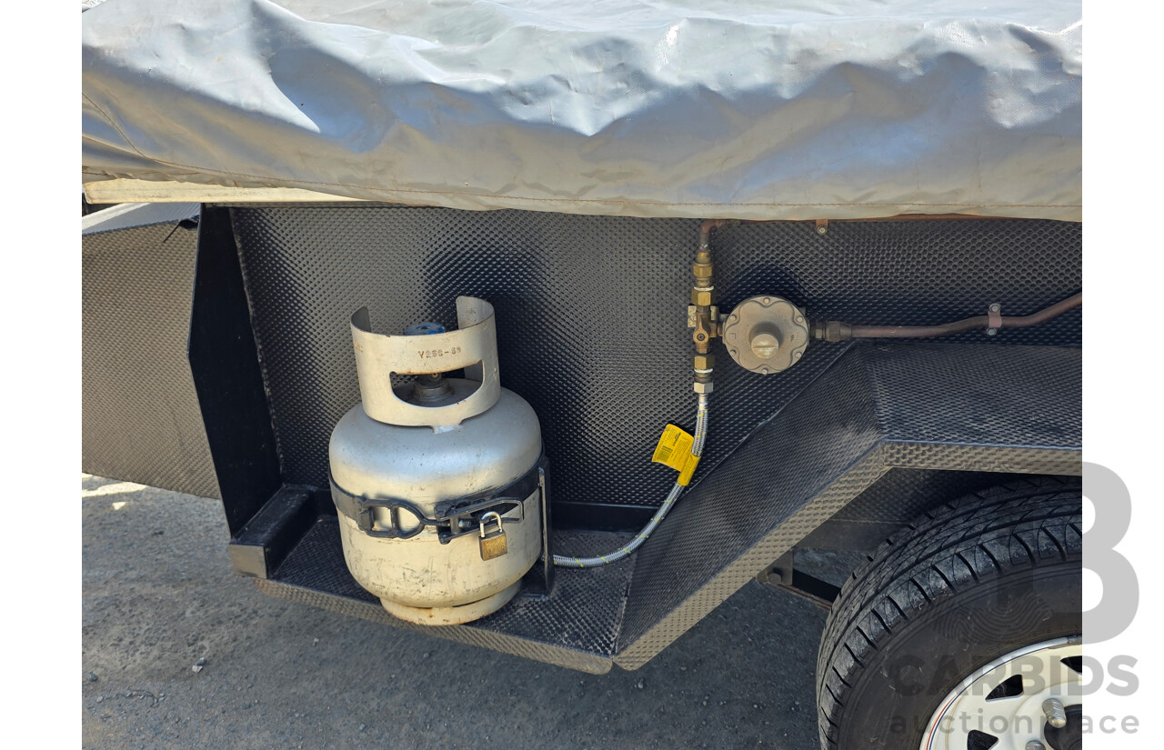 06/2008 Cavalier On-Road Camping Trailer