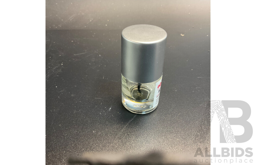 Assorted Household Items Includes Suitcase, Quilt Cover, Car Door Seals for Afra Romeo 30 and More