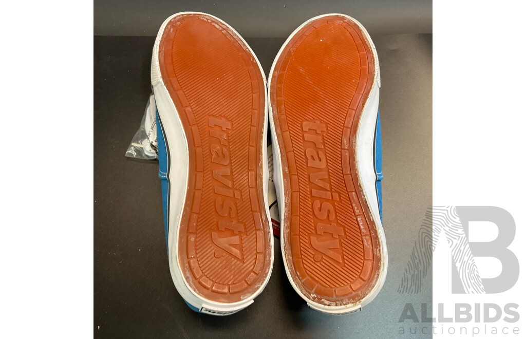 Assorted Women's 8/37/38 & Men's 11/12  Footwear and Jumper