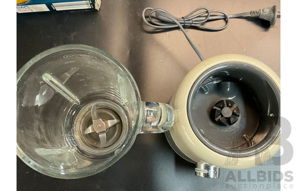 Keywood Kmix Blender & Workzone Patio and Wall Cleaner & Black Decker Vacuum & Cooking Set 12PCS