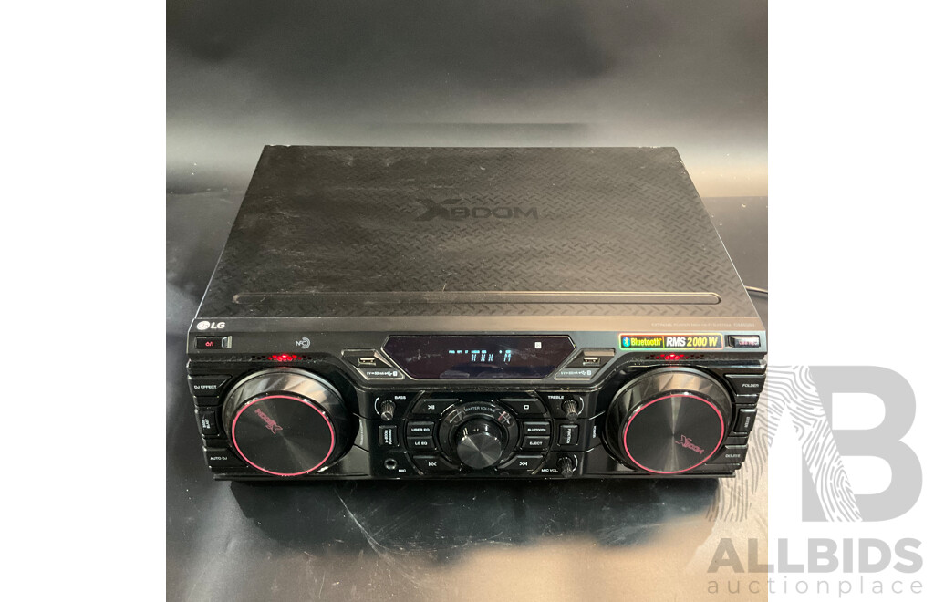 LG CM8235 Speaker System