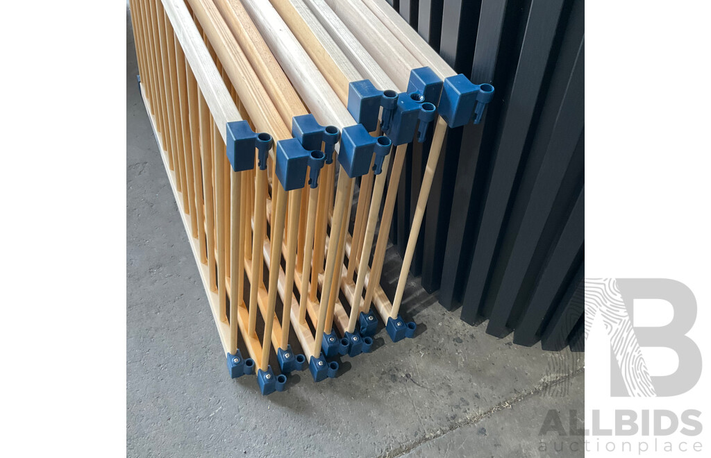 KIDDY Cots Wooden Baby Playpen - 8 Panel