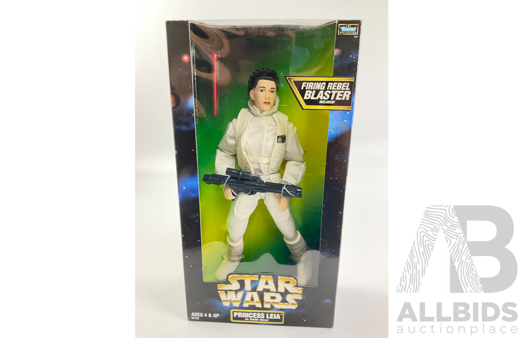Kenner Star Wars Princess Leia in Hoth Gear in Original Box, Height 34cm
