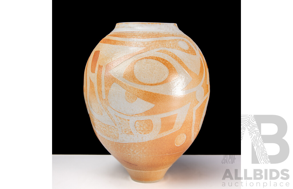 Retro Studio Ceramic Vase with Raised and Relief Work