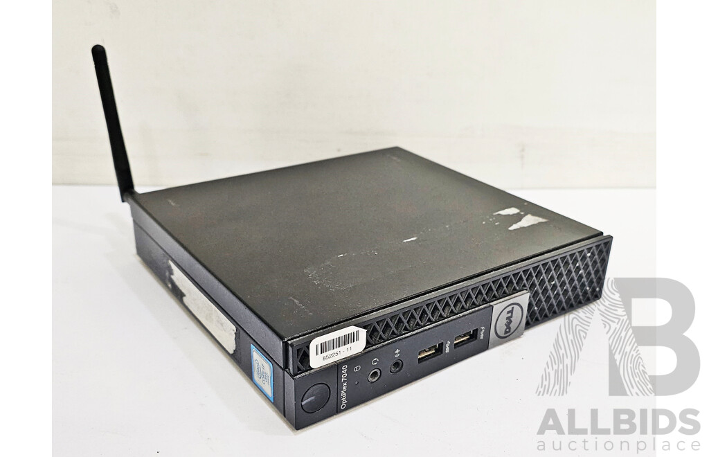 Dell OptiPlex 7040 Micro Intel Core I7 (6700T) 2.80GHz-3.60GHz 4-Core CPU Small Form Factor Desktop Computer