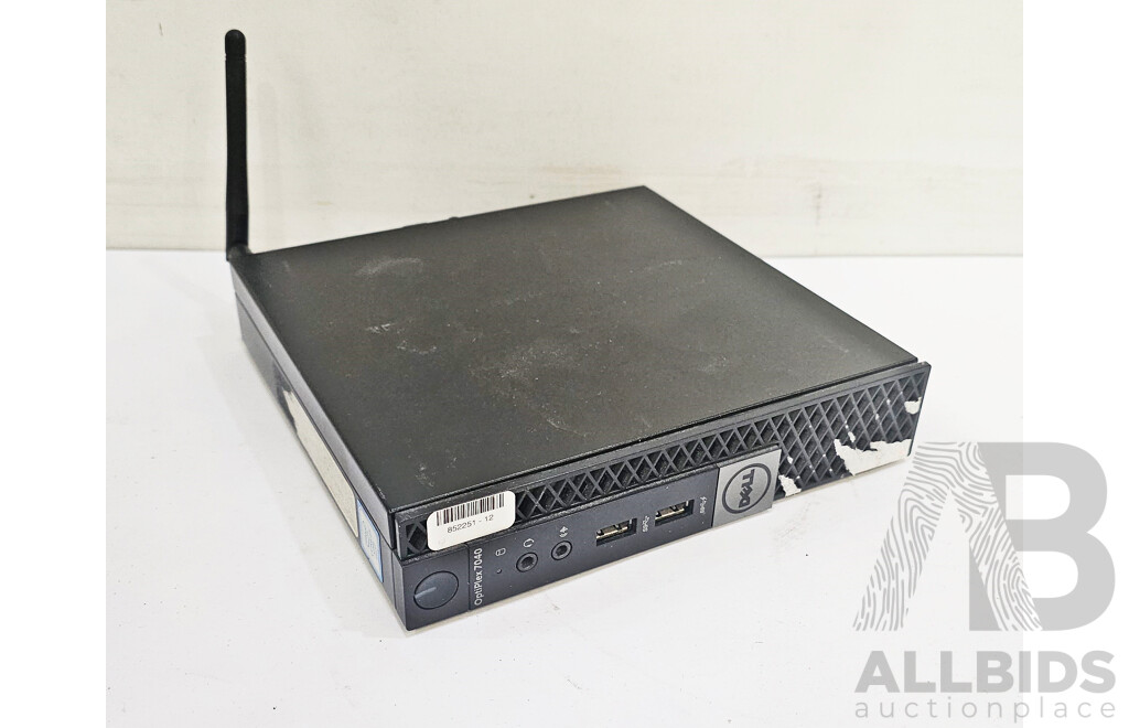 Dell OptiPlex 7040 Micro Intel Core I7 (6700T) 2.80GHz-3.60GHz 4-Core CPU Small Form Factor Desktop Computer