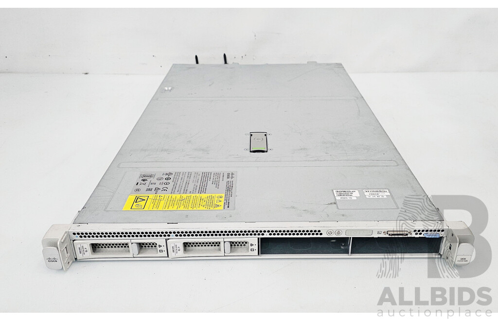 Cisco UCSC C220 M5 Intel Xeon SILVER (4110) 2.10GHz-3.00GHz 8-Core CPU 1RU Server W/ 64GB DDR4