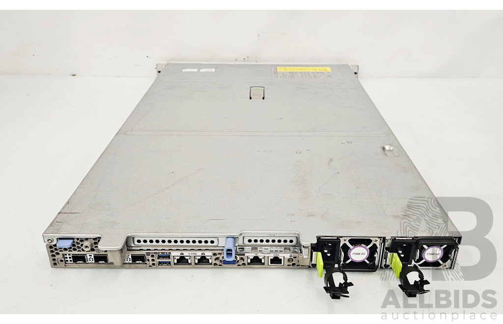 Cisco UCSC C220 M5 Intel Xeon SILVER (4110) 2.10GHz-3.00GHz 8-Core CPU 1RU Server W/ 64GB DDR4