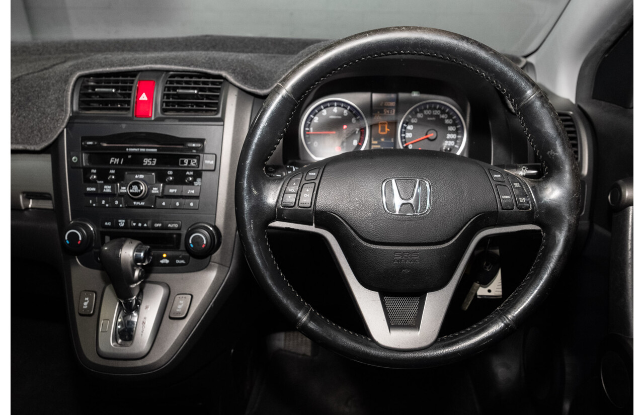 6/2011 Honda CR-V Luxury (4x4) MY11 4d Wagon Sparkle Grey Metallic 2.4L