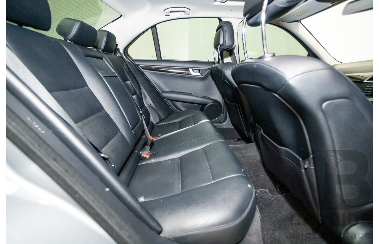4/2013 Mercedes Benz C250 Avantgarde BE W204 MY13 4d Sedan Palladium Silver Metallic Turbo 1.8L