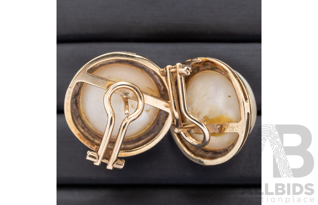 9ct Mabe Pearl Stud Earrings, 20mm, 12.71 Gramss