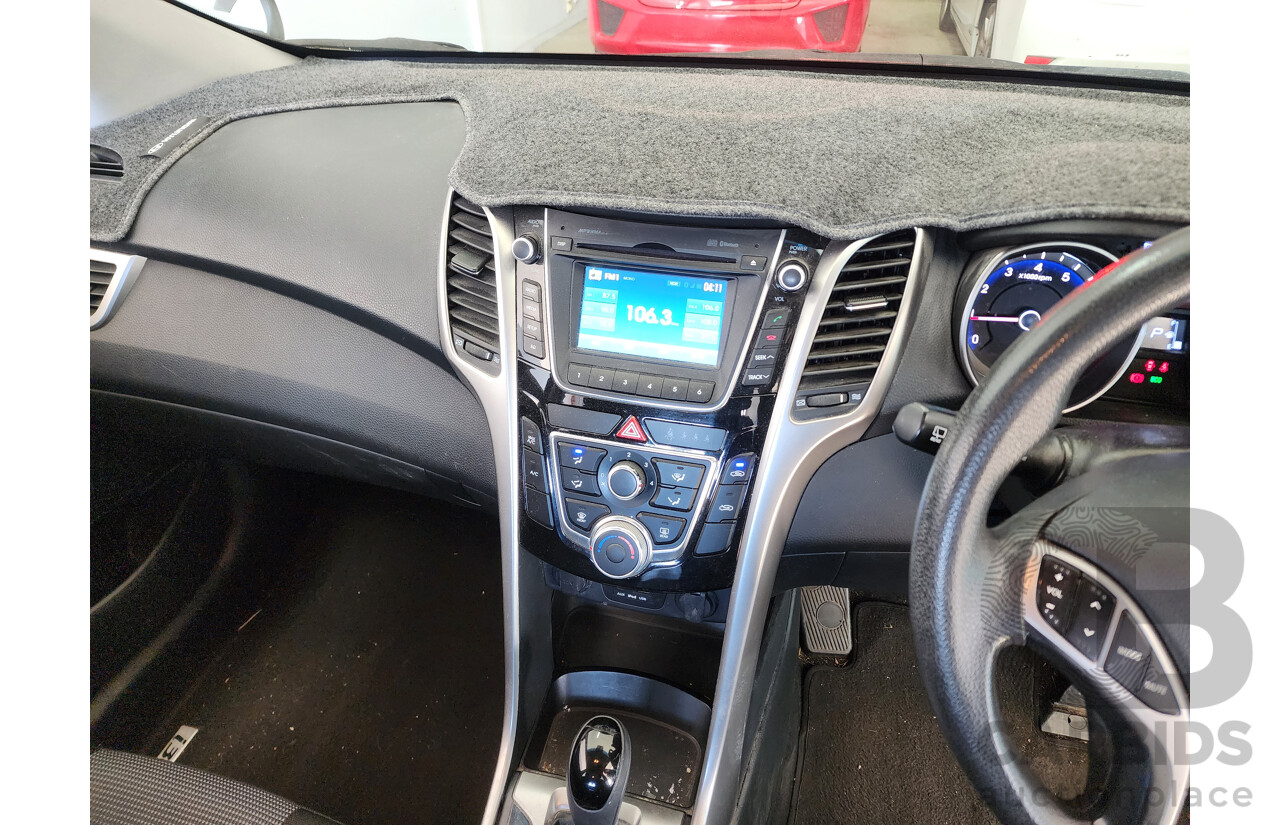 6/2013 Hyundai i30 Active GD 5d Hatchback Blue 1.8L