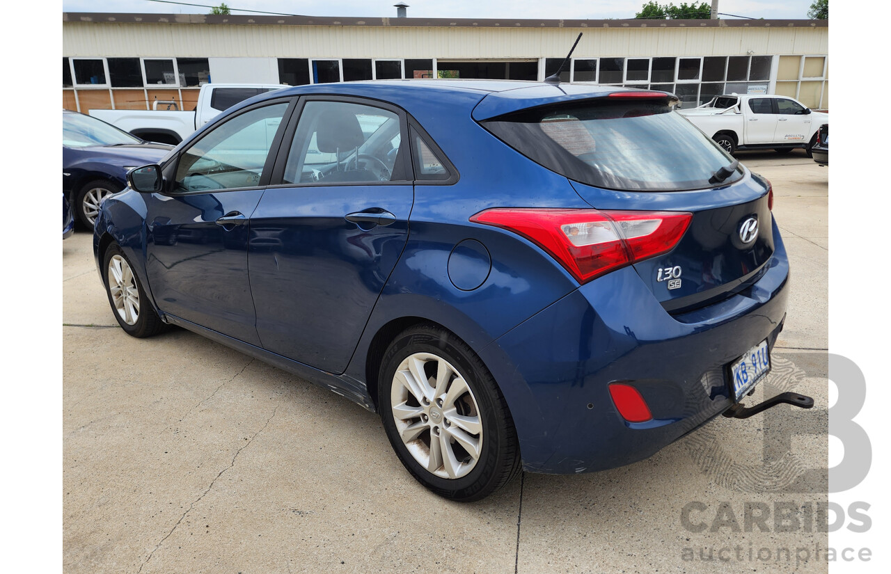 9/2014 Hyundai i30 Trophy GD MY14 5d Hatchback Blue 1.8L
