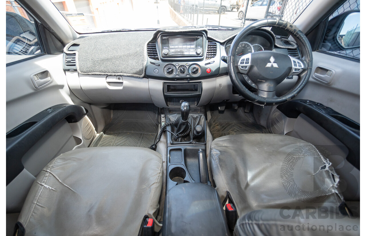 3/2015 Mitsubishi Triton GLX MN (4x4) MY15 Double Cab Utility Cool Silver Metallic Turbo Diesel 2.5L