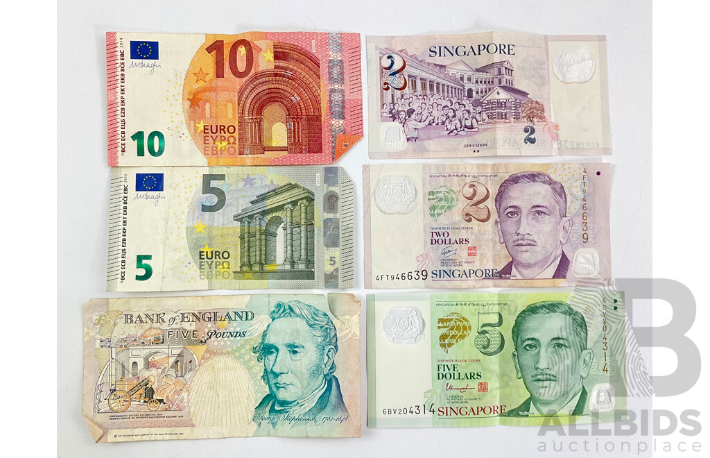 International Banknotes Including Euro, Singapore and United Kingdom