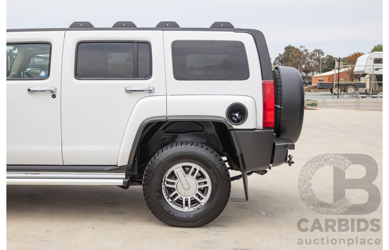 1/2008 Hummer H3 Adventure (4x4) 4d Wagon White 3.7L