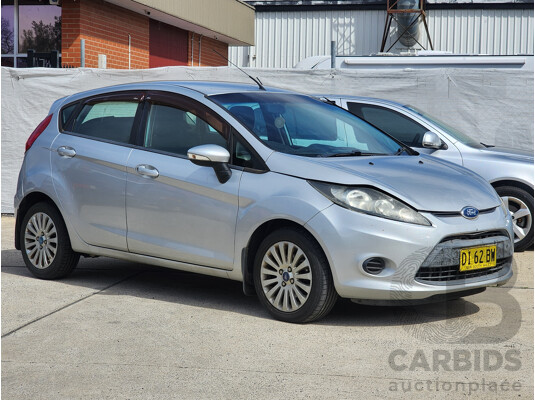 9/2011 Ford Fiesta LX WT 5d Hatchback Silver 1.6L