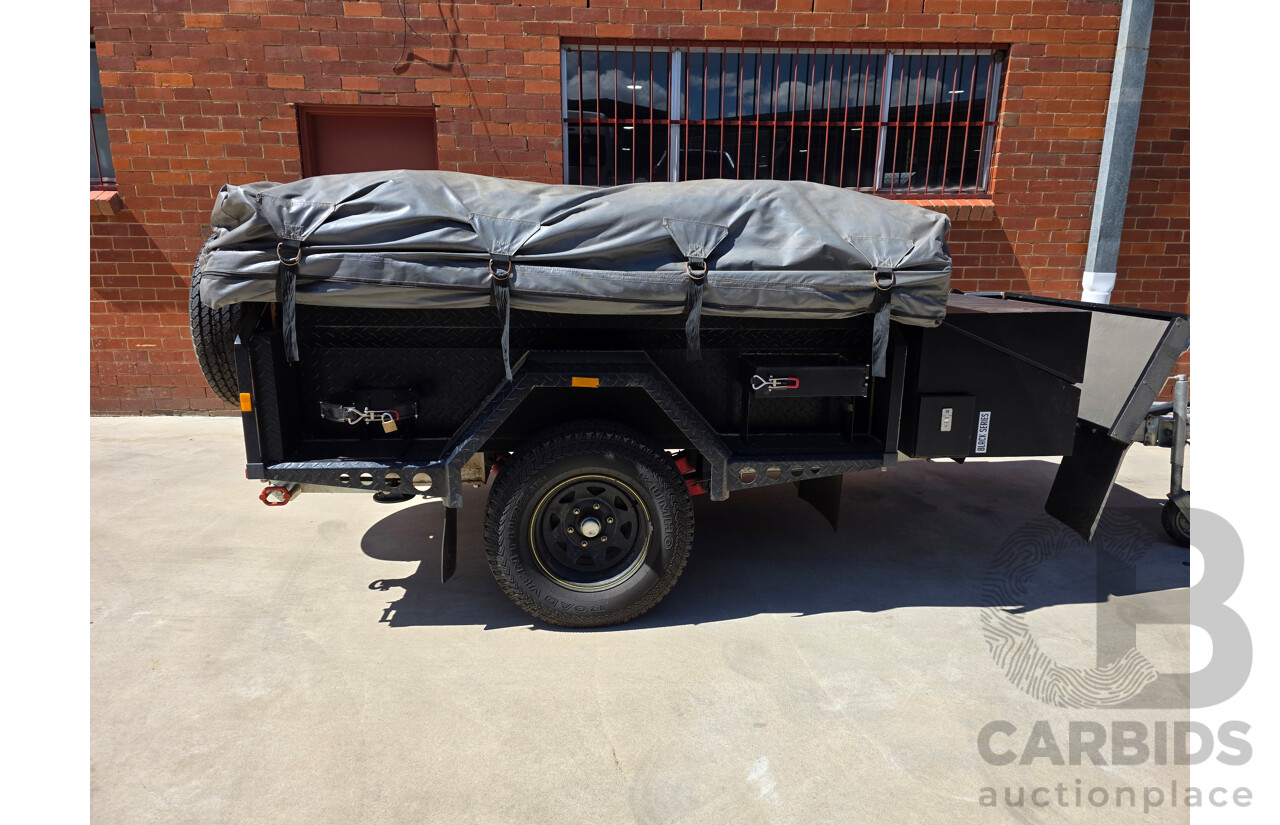 09/2015 GIC Black Series Extrem Camping Trailer