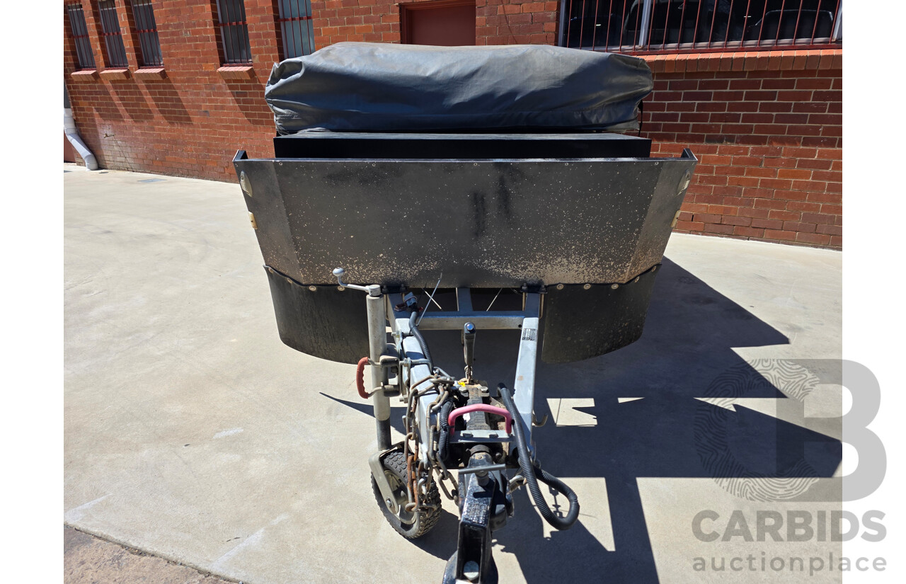 09/2015 GIC Black Series Extrem Camping Trailer