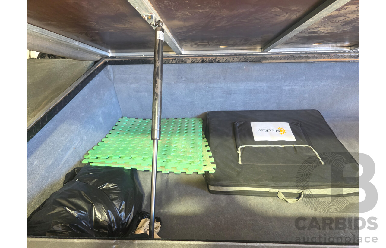 09/2015 GIC Black Series Extrem Camping Trailer