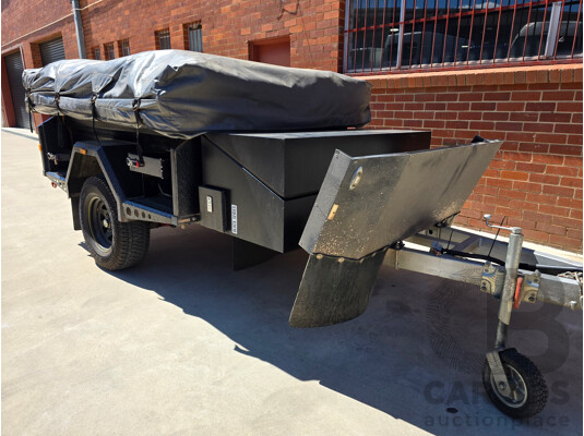 09/2015 GIC Black Series Extrem Camping Trailer 09/2015 GIC Black Series Extrem Camping Trailer
