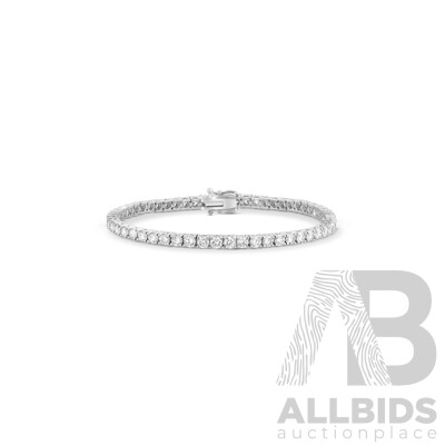 LIVE AUCTION #4  Exquisite Italian-Made Lab Grown Diamond Tennis Bracelet