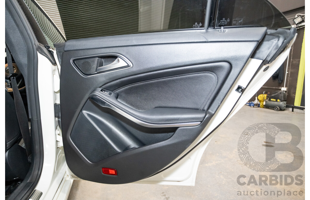 10/2015 Mercedes-Benz CLA200 117 MY15 4D Coupe Calcite White Turbo 1.6L