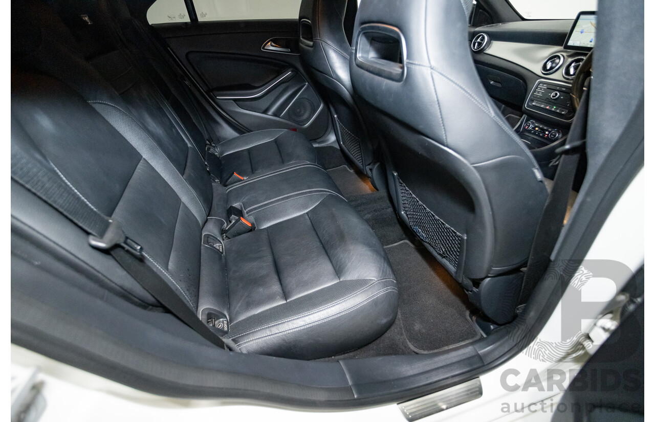 10/2015 Mercedes-Benz CLA200 117 MY15 4D Coupe Calcite White Turbo 1.6L