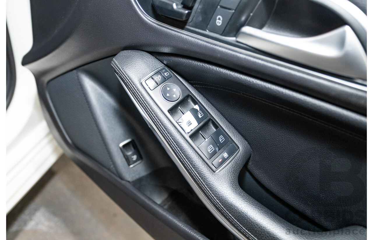 10/2015 Mercedes-Benz CLA200 117 MY15 4D Coupe Calcite White Turbo 1.6L