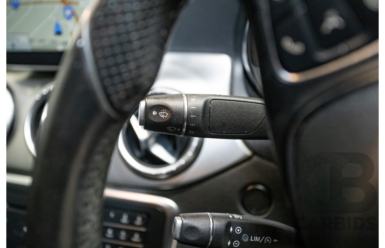 10/2015 Mercedes-Benz CLA200 117 MY15 4D Coupe Calcite White Turbo 1.6L