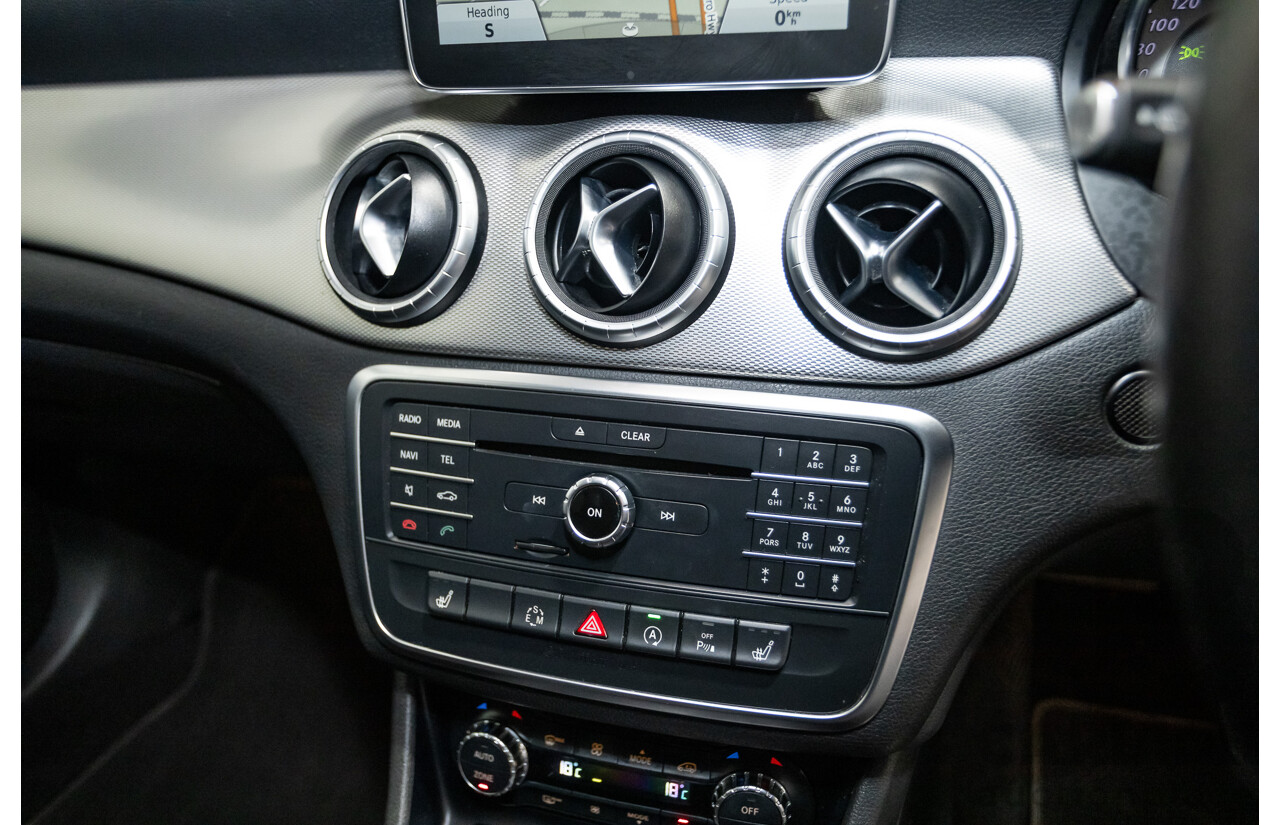 10/2015 Mercedes-Benz CLA200 117 MY15 4D Coupe Calcite White Turbo 1.6L