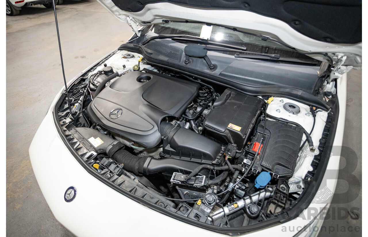 10/2015 Mercedes-Benz CLA200 117 MY15 4D Coupe Calcite White Turbo 1.6L