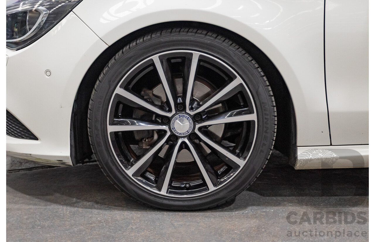 10/2015 Mercedes-Benz CLA200 117 MY15 4D Coupe Calcite White Turbo 1.6L