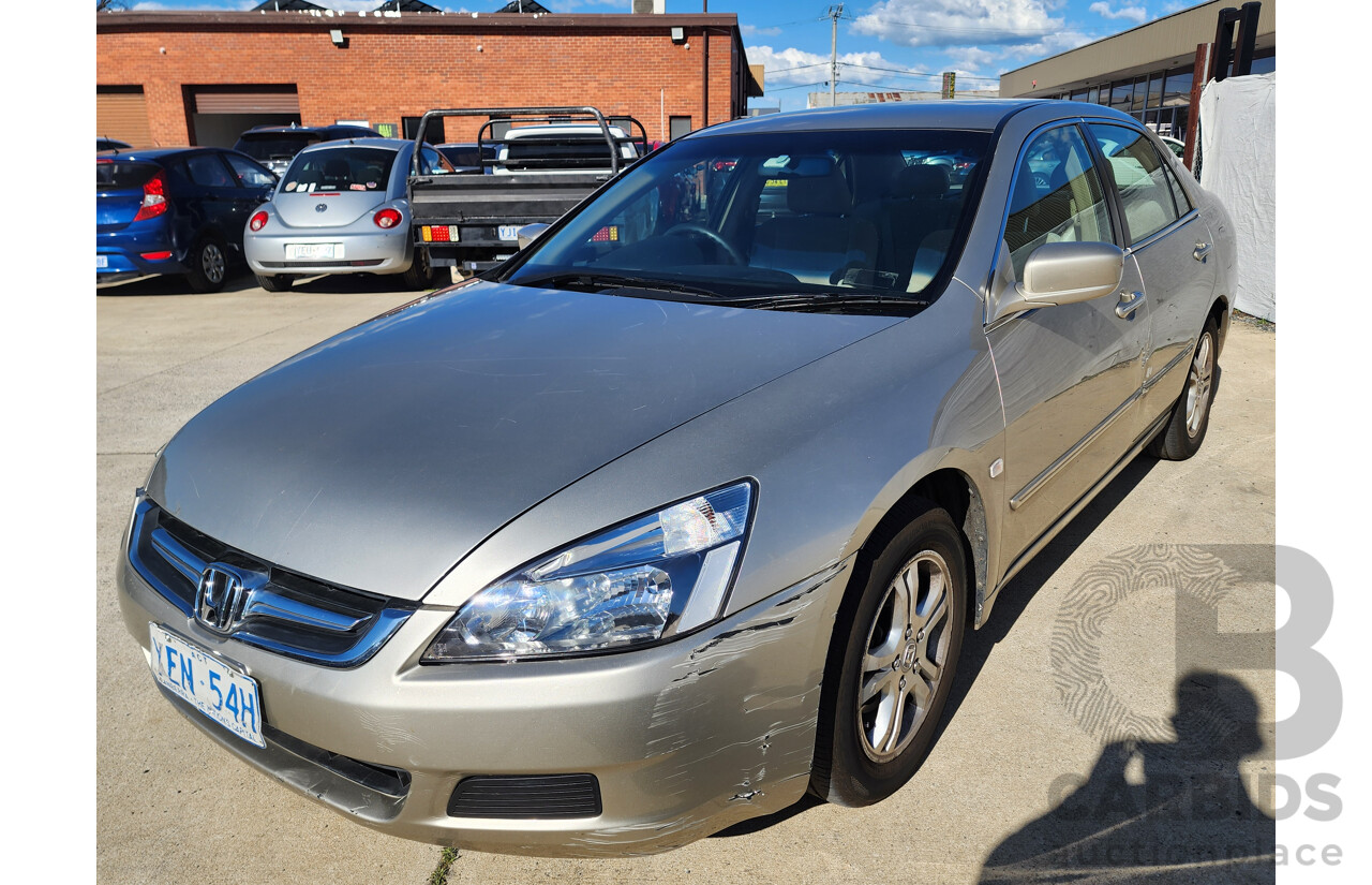 5/2006 Honda Accord VTi 40 4d Sedan Gold 2.4L