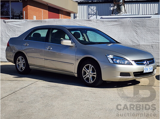 5/2006 Honda Accord VTi 40 4d Sedan Gold 2.4L