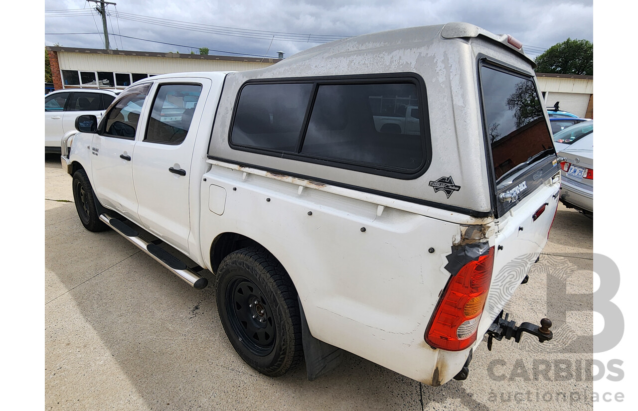 3/2008 Toyota Hilux SR GGN15R 07 UPGRADE Dual Cab P/Up White 4.0L