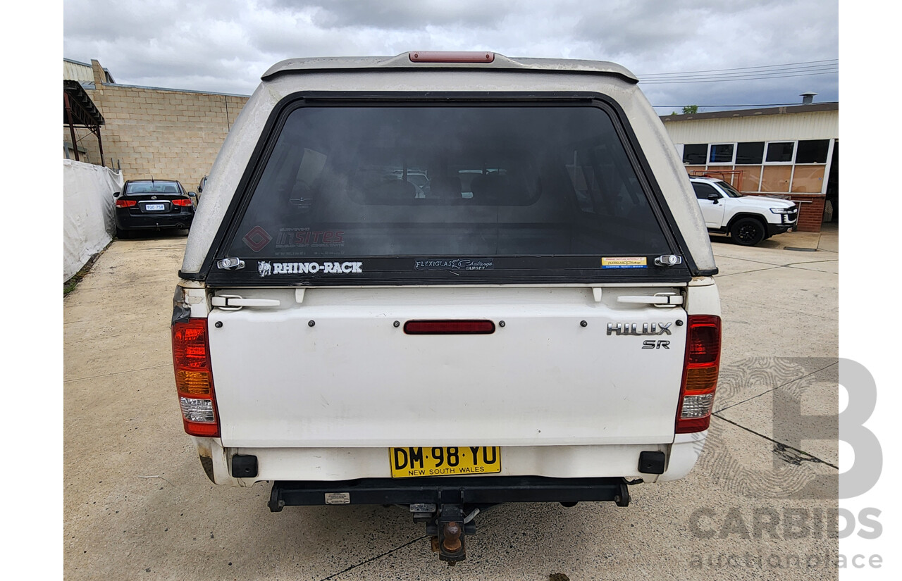 3/2008 Toyota Hilux SR GGN15R 07 UPGRADE Dual Cab P/Up White 4.0L