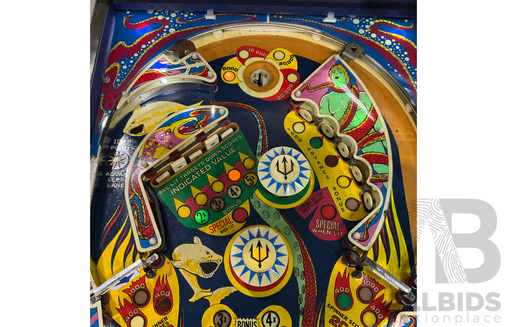 TRIDENT (Stern) Pinball Machine
