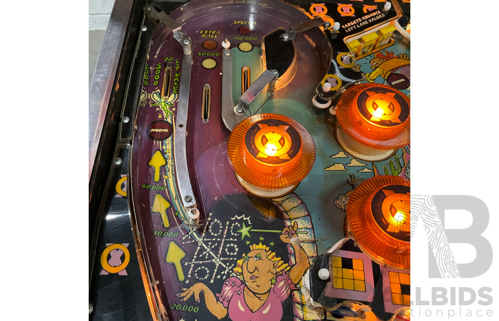 X's & O's by Bally  Pinball Machine