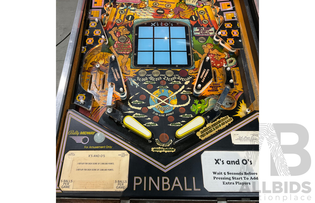X's & O's by Bally  Pinball Machine