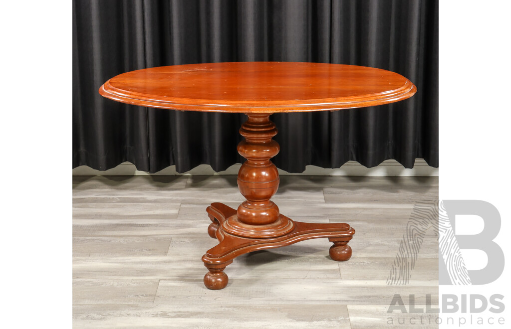 Victorian Cedar Tilt Top Loo Table