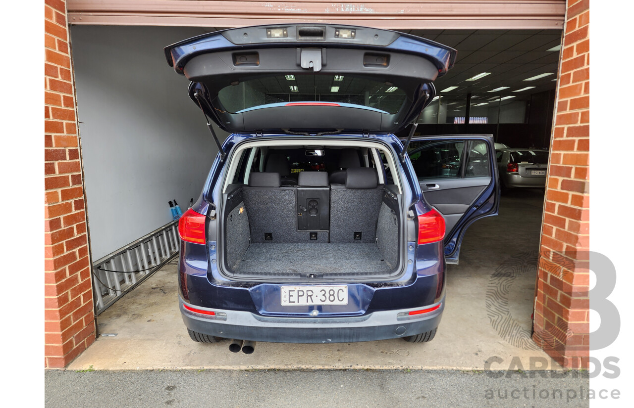 12/2011 Volkswagen Tiguan 132 TSI (4x4) 5NC MY12 4d Wagon Blue 2.0L