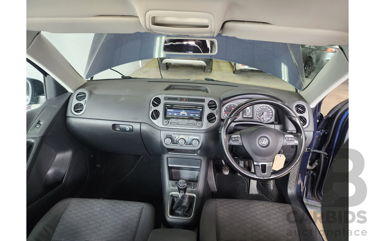 12/2011 Volkswagen Tiguan 132 TSI (4x4) 5NC MY12 4d Wagon Blue 2.0L