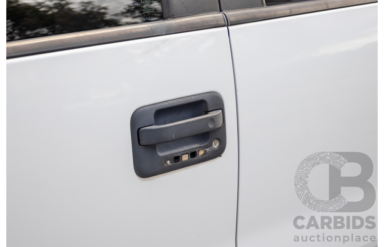 05/2015 Ford F-150 SVT Raptor LWB (4x4) MY15 4d Super Crew Cab Oxford White V8 6.2L