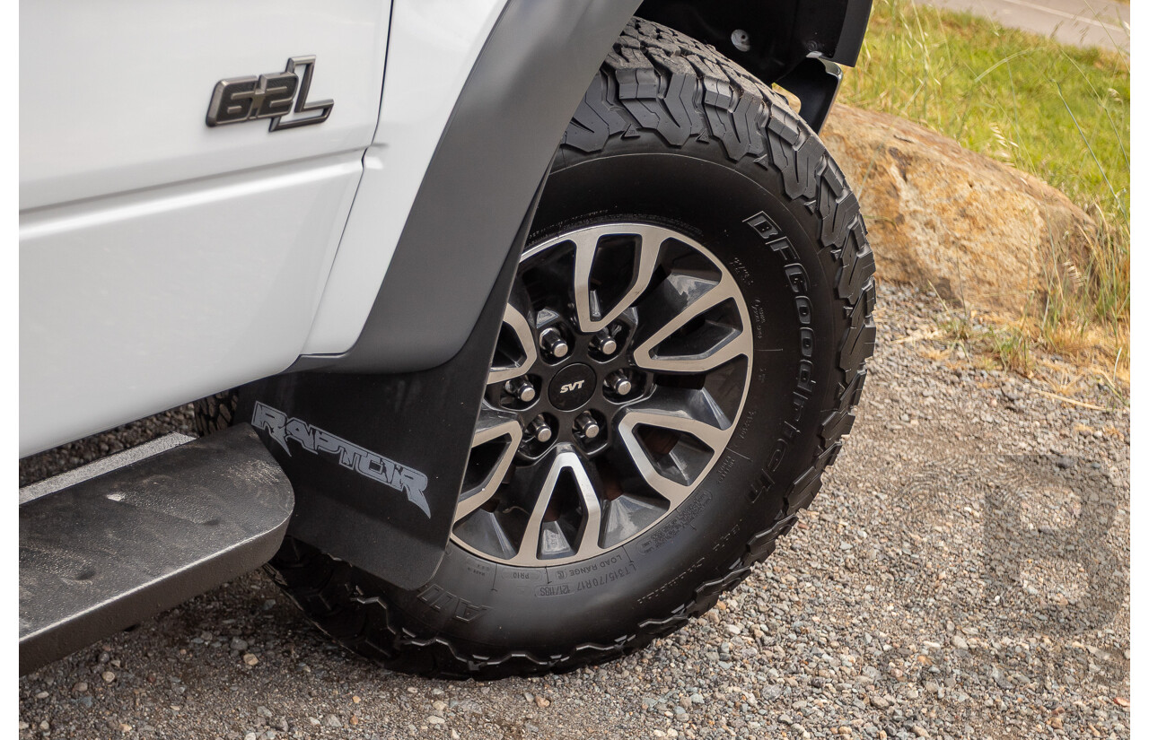 05/2015 Ford F-150 SVT Raptor LWB (4x4) MY15 4d Super Crew Cab Oxford White V8 6.2L
