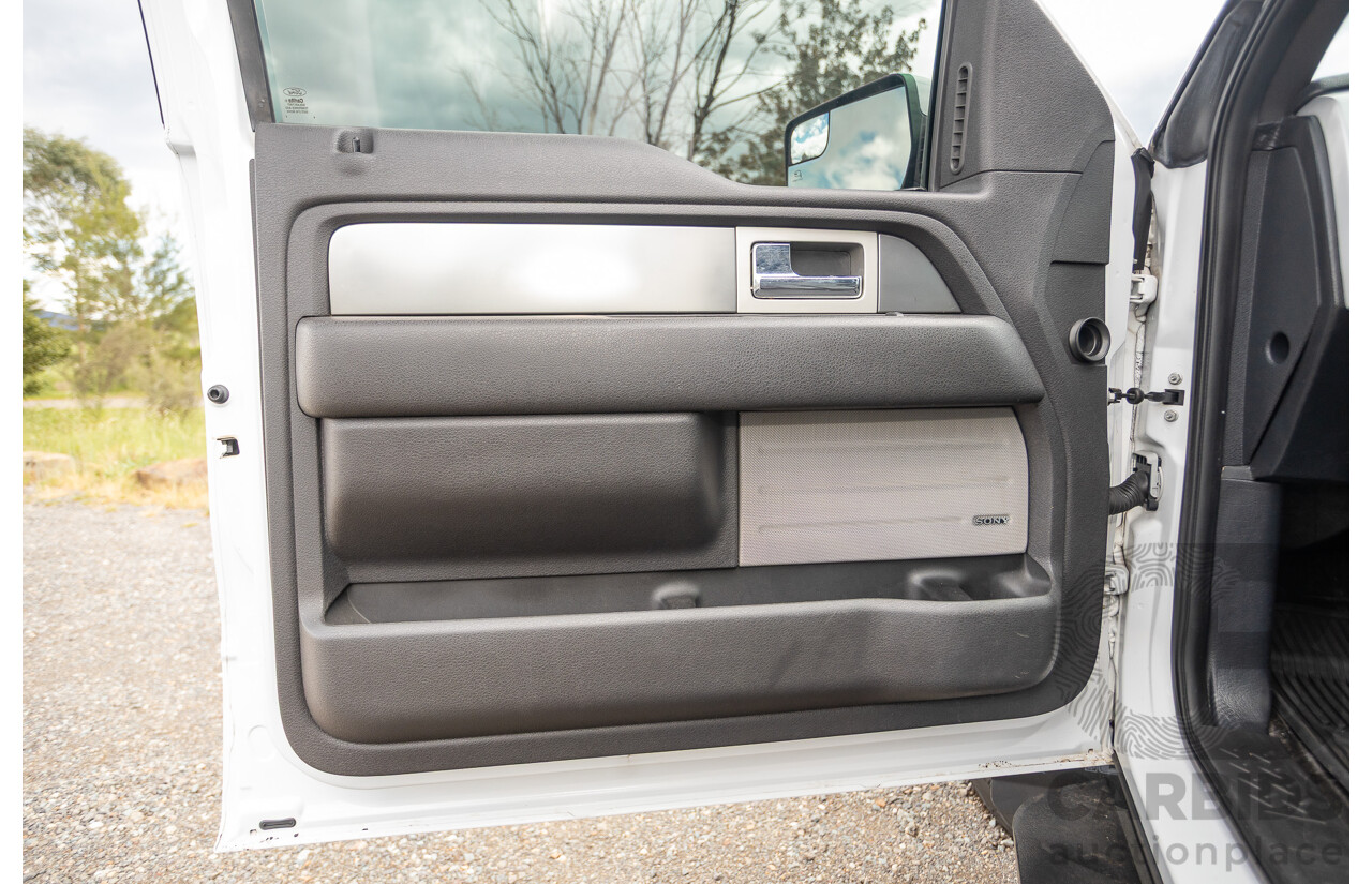05/2015 Ford F-150 SVT Raptor LWB (4x4) MY15 4d Super Crew Cab Oxford White V8 6.2L