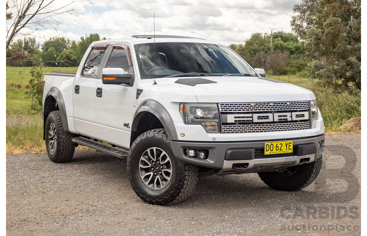 05/2015 Ford F-150 SVT Raptor LWB (4x4) MY15 4d Super Crew Cab Oxford White V8 6.2L
