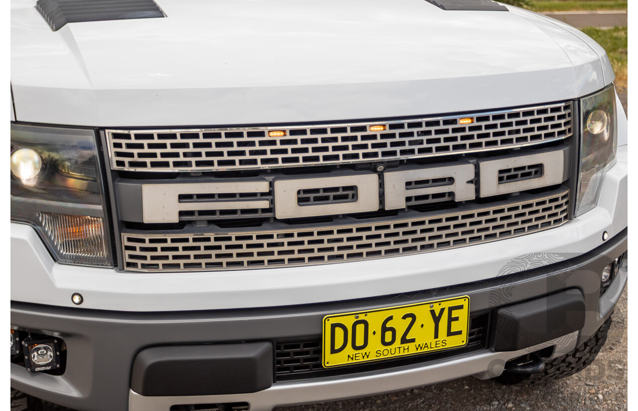 05/2015 Ford F-150 SVT Raptor LWB (4x4) MY15 4d Super Crew Cab Oxford White V8 6.2L