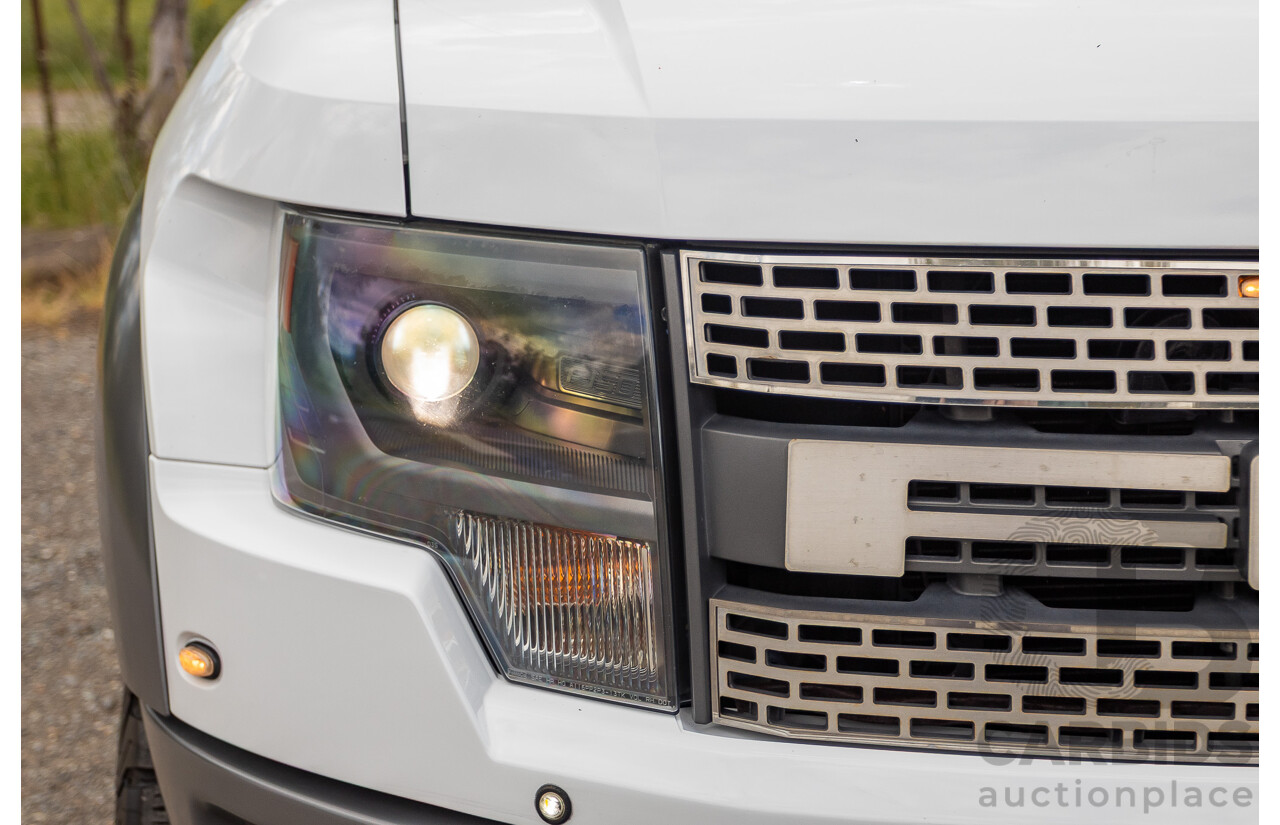 05/2015 Ford F-150 SVT Raptor LWB (4x4) MY15 4d Super Crew Cab Oxford White V8 6.2L