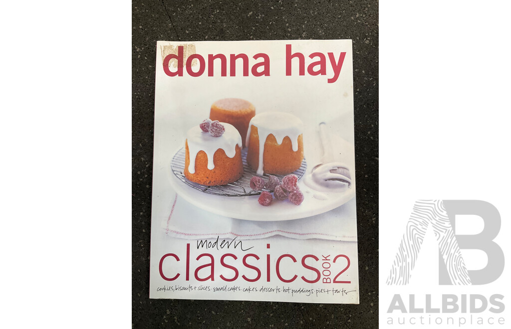 CUISINART Slow Cooker and Other Kitchen Accessories